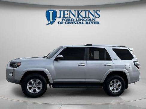 Used 2021 Toyota 4Runner SR5 image 15