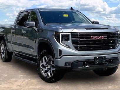 Used 2025 GMC Sierra 1500 Elevation