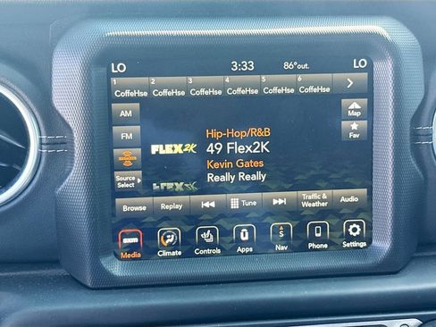 Used 2023 Jeep Wrangler Unlimited Sahara w/ Cold Weather Group image 13