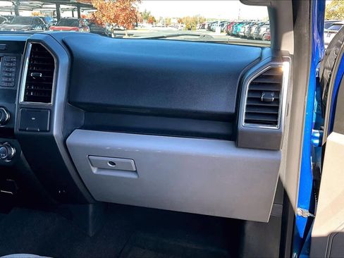 Used 2016 Ford F150 XLT image 18