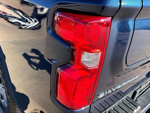 Used 2023 Chevrolet Silverado 1500 RST image 39