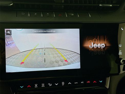 New 2026 Jeep Grand Cherokee Limited w/ Limited Altitude Package AWD/4WD image 9