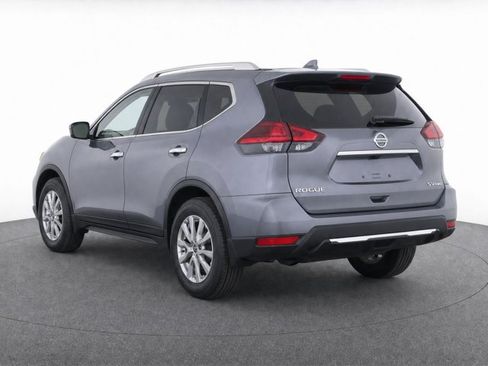 Used 2017 Nissan Rogue SV AWD/4WD image 5