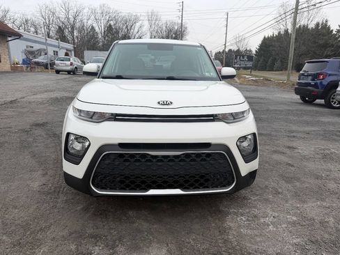 Used 2020 Kia Soul LX image 1
