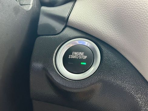 Used 2023 Chevrolet Equinox LS w/ Sport Edition FWD image 29