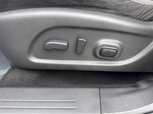 Used 2017 Nissan Murano SV FWD image 21