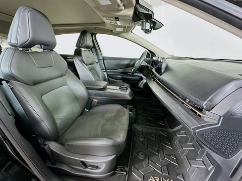 Used 2023 Nissan Ariya AWD image 33