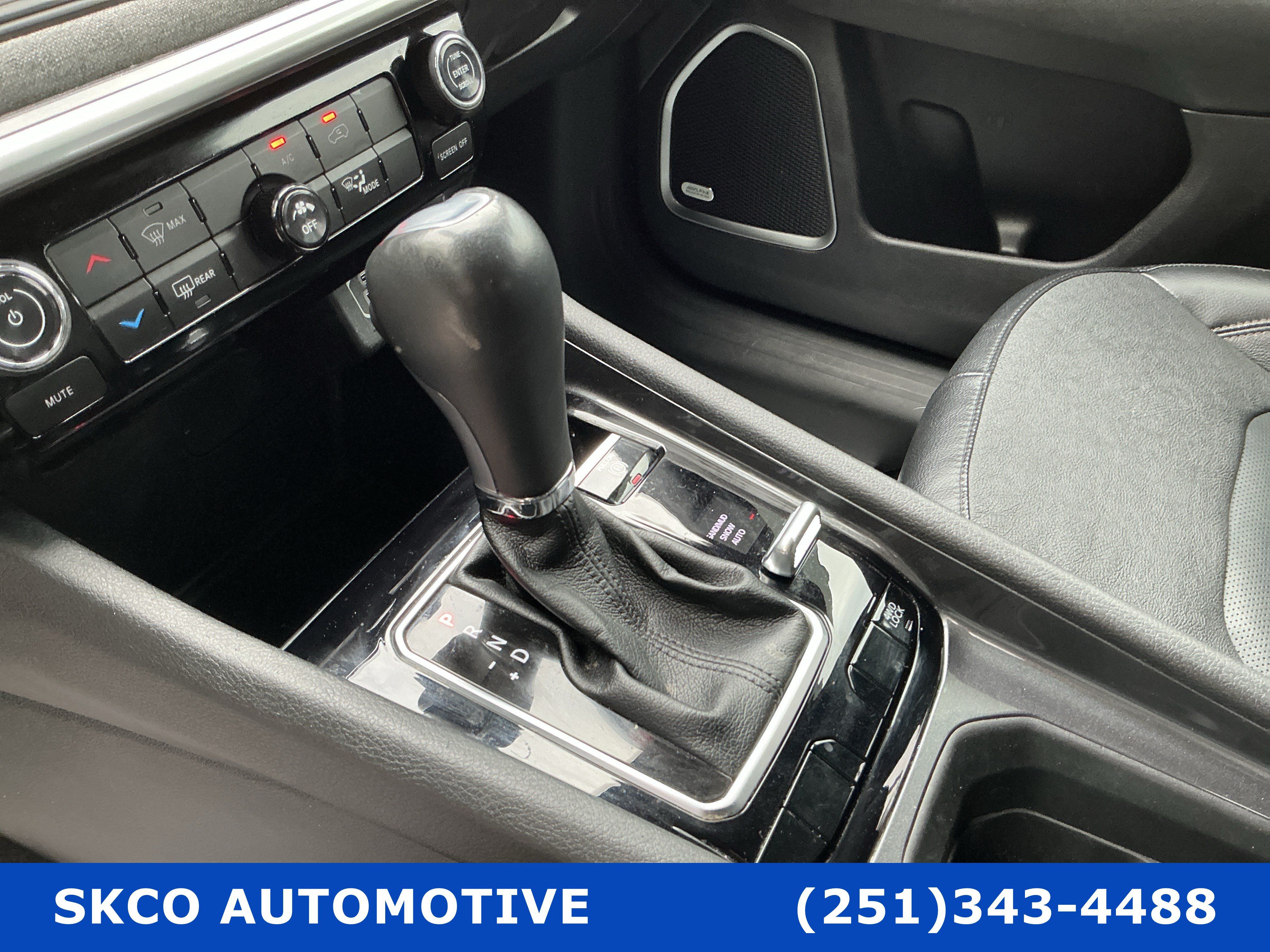 Used 2023 Jeep Compass Latitude w/ Sun and Sound Group AWD/4WD image 23