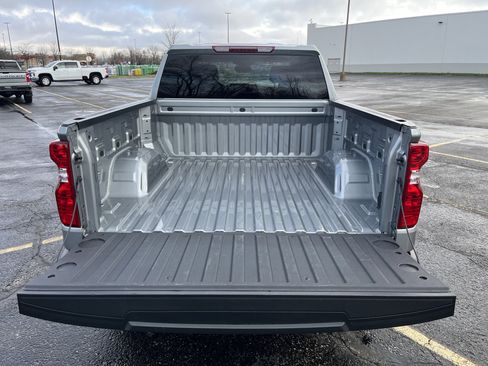 Used 2026 Chevrolet Silverado 1500 LT image 9