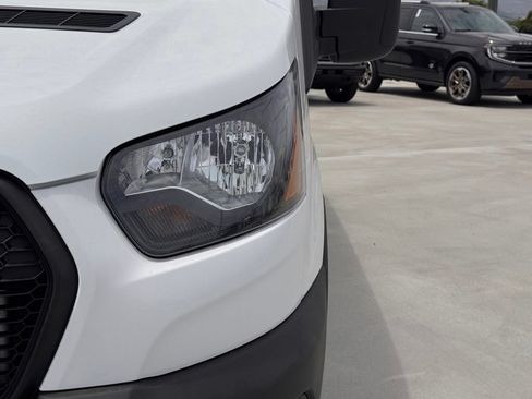 New 2026 Ford Transit 250 Low Roof RWD image 8