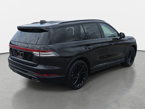 New 2026 Lincoln Aviator Reserve image 5