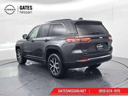 Used 2024 Jeep Grand Cherokee Limited w/ Trailer Tow Package AWD/4WD image 6