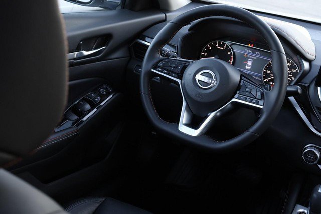 Certified 2025 Nissan Altima 2.5 SR w/ SR Premium Package FWD image 24