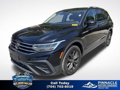 Used 2022 Volkswagen Tiguan SE AWD/4WD image 7