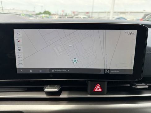 New 2026 Kia Carnival SX Prestige FWD image 12