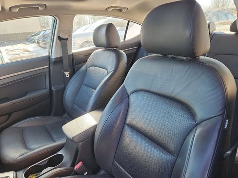 Used 2017 Hyundai Elantra Limited w/ Limited Ultimate Package 09 image 23