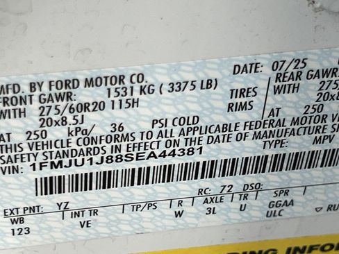 Used 2025 Ford Expedition Active AWD/4WD image 12