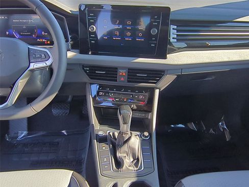 New 2026 Volkswagen Jetta SE image 14