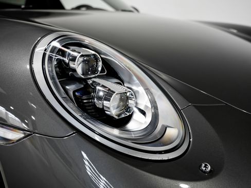 Used 2017 Porsche 911 Targa 4S image 40