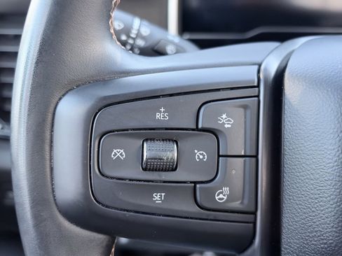 Used 2024 GMC Sierra 2500 AT4 w/ AT4 Premium Plus Package image 18