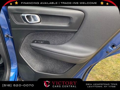 Used 2021 Volvo XC40 T5 R-Design w/ Advanced Package image 26