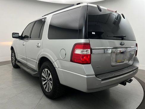 Used 2017 Ford Expedition XLT image 8