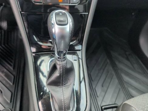 Certified 2021 Buick Encore Preferred w/ Safety Package image 31