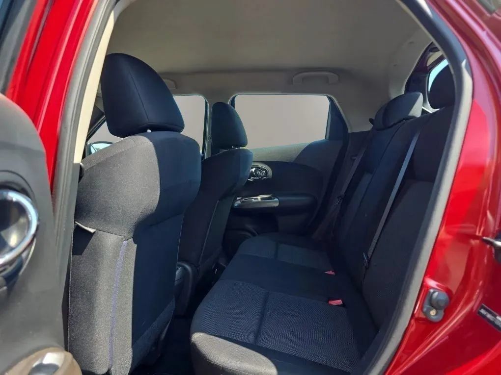 Used 2012 Nissan Juke S FWD image 26