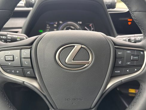 Certified 2024 Lexus UX 250h FWD image 15