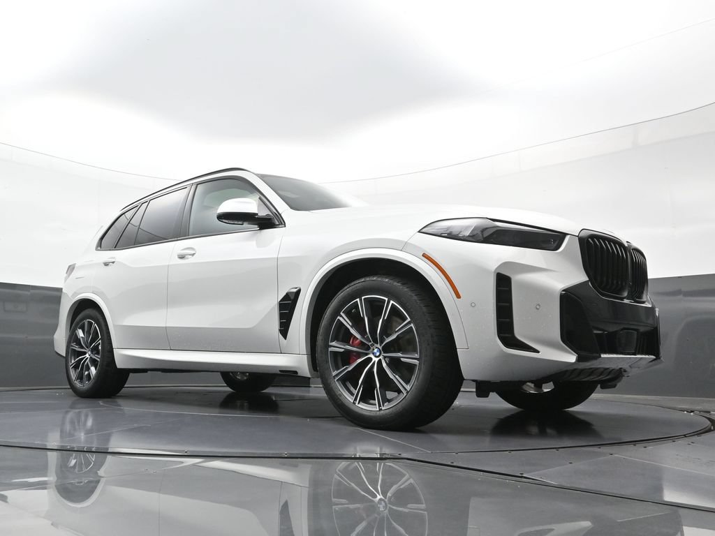 Used 2024 BMW X5 xDrive40i w/ Executive Package AWD/4WD image 23