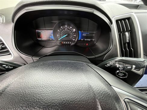 Certified 2024 Ford Edge SEL w/ Convenience Package image 17