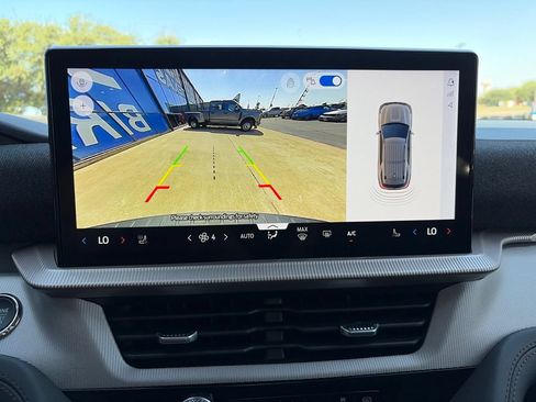 New 2026 Ford Explorer Active w/ Active Comfort Package RWD image 24