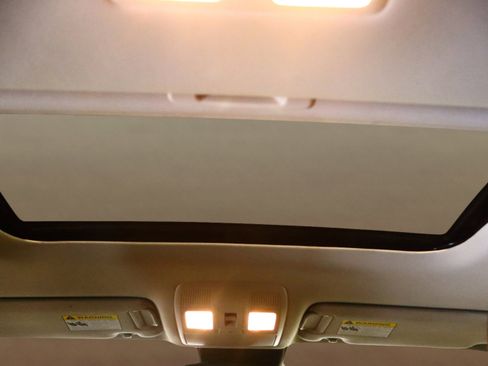 Used 2023 MAZDA CX-9 Touring image 35