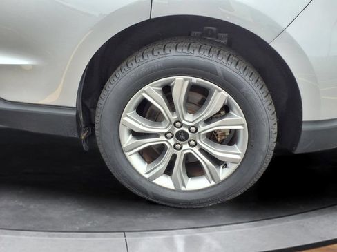 Used 2024 Ford Edge Titanium AWD/4WD image 18