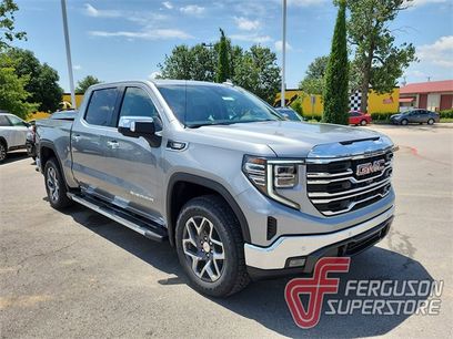 New 2025 GMC Sierra 1500 SLT w/ SLT Premium Plus Package