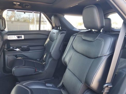 Used 2023 Ford Explorer ST w/ Equipment Group 401A image 10