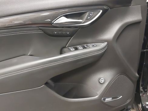 Used 2021 Buick Envision Essence w/ Technology Package I AWD/4WD image 24