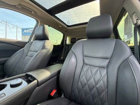Used 2023 Nissan Rogue Platinum w/ Platinum Premium Package AWD/4WD image 13