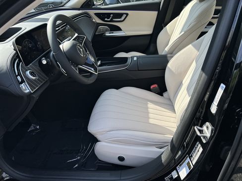 New 2026 Mercedes-Benz E 450 4MATIC Sedan image 20