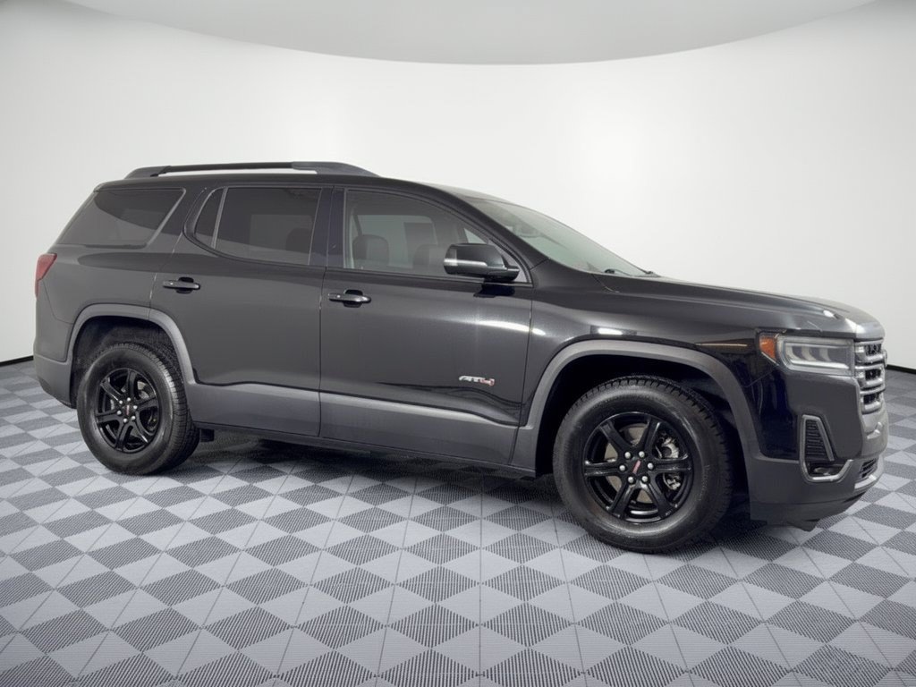 Used 2022 GMC Acadia AT4 w/ Technology Package AWD/4WD image 8