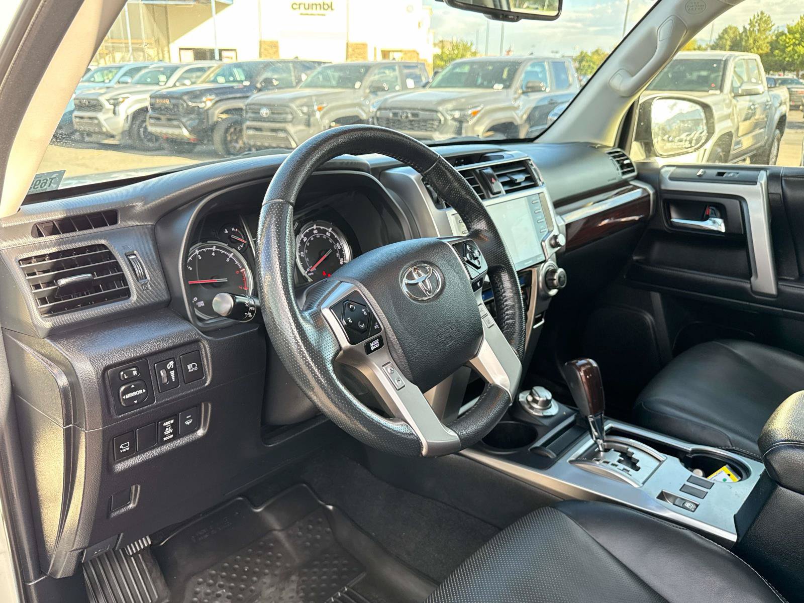 Used 2023 Toyota 4Runner Limited AWD/4WD image 10