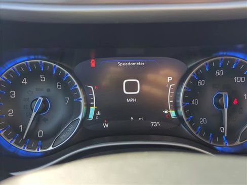 New 2026 Chrysler Pacifica Select image 11