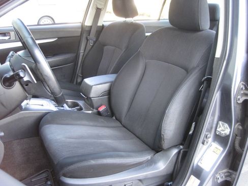 Used 2014 Subaru Legacy 2.5i Premium image 17