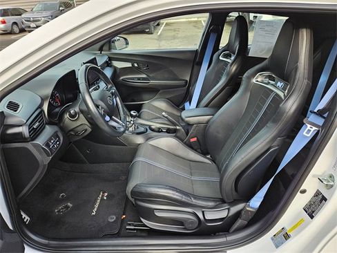 Used 2022 Hyundai Veloster N image 12
