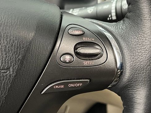 Used 2023 Nissan Murano SL image 44