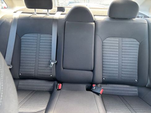 Used 2025 Kia K5 LXS image 37