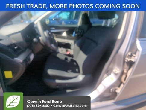 Used 2010 Subaru Legacy 2.5i Premium AWD/4WD image 10