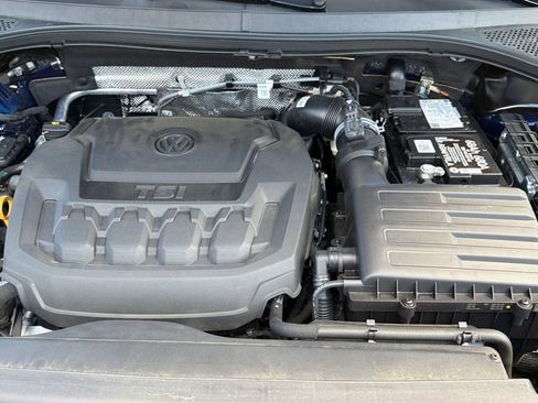 Used 2023 Volkswagen Tiguan SE FWD image 32