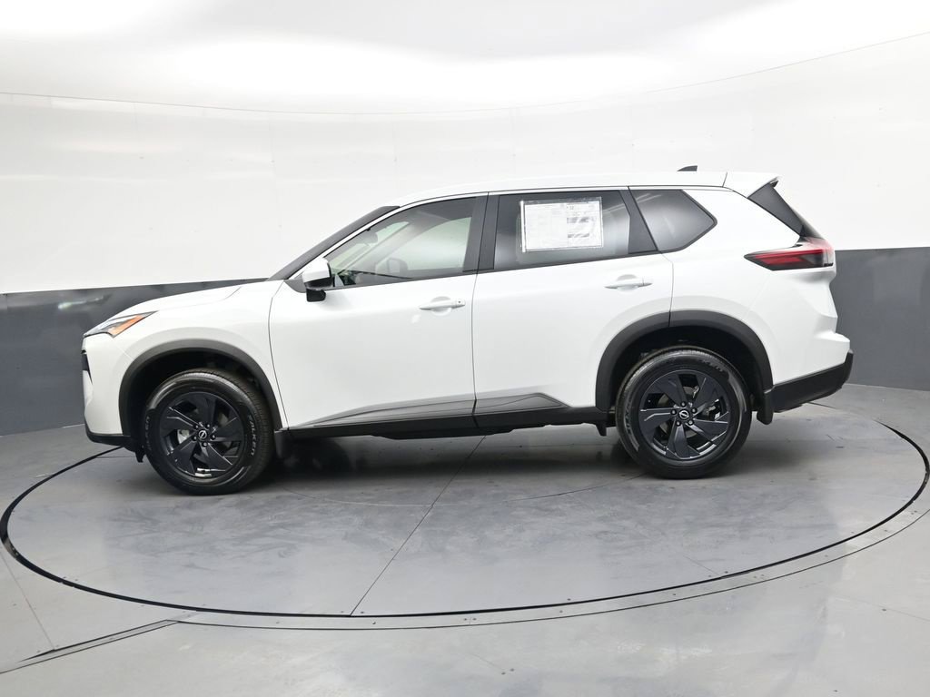 Certified 2026 Nissan Rogue SV FWD image 10