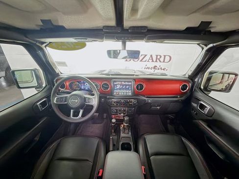 Used 2023 Jeep Gladiator Rubicon w/ Trailer Tow Package AWD/4WD image 28